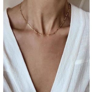 🔥18K Gold Small Figaro Chain Necklace